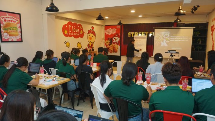 ĐÀO TẠO VĂN HÓA DOANH NGHIỆP - HIỂU ĐỂ ĐỒNG HÀNH, SỐNG CÙNG GIÁ TRỊ