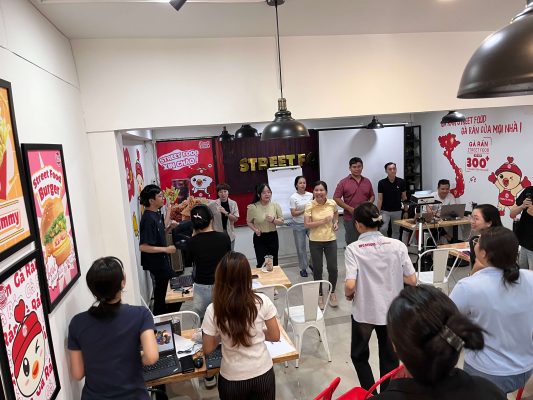 ĐÀO TẠO VĂN HÓA DOANH NGHIỆP – KHI GIÁ TRỊ CỐT LÕI TRỞ THÀNH HÀNH ĐỘNG MỖI NGÀY
